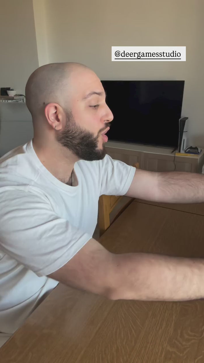 Carica il video: 