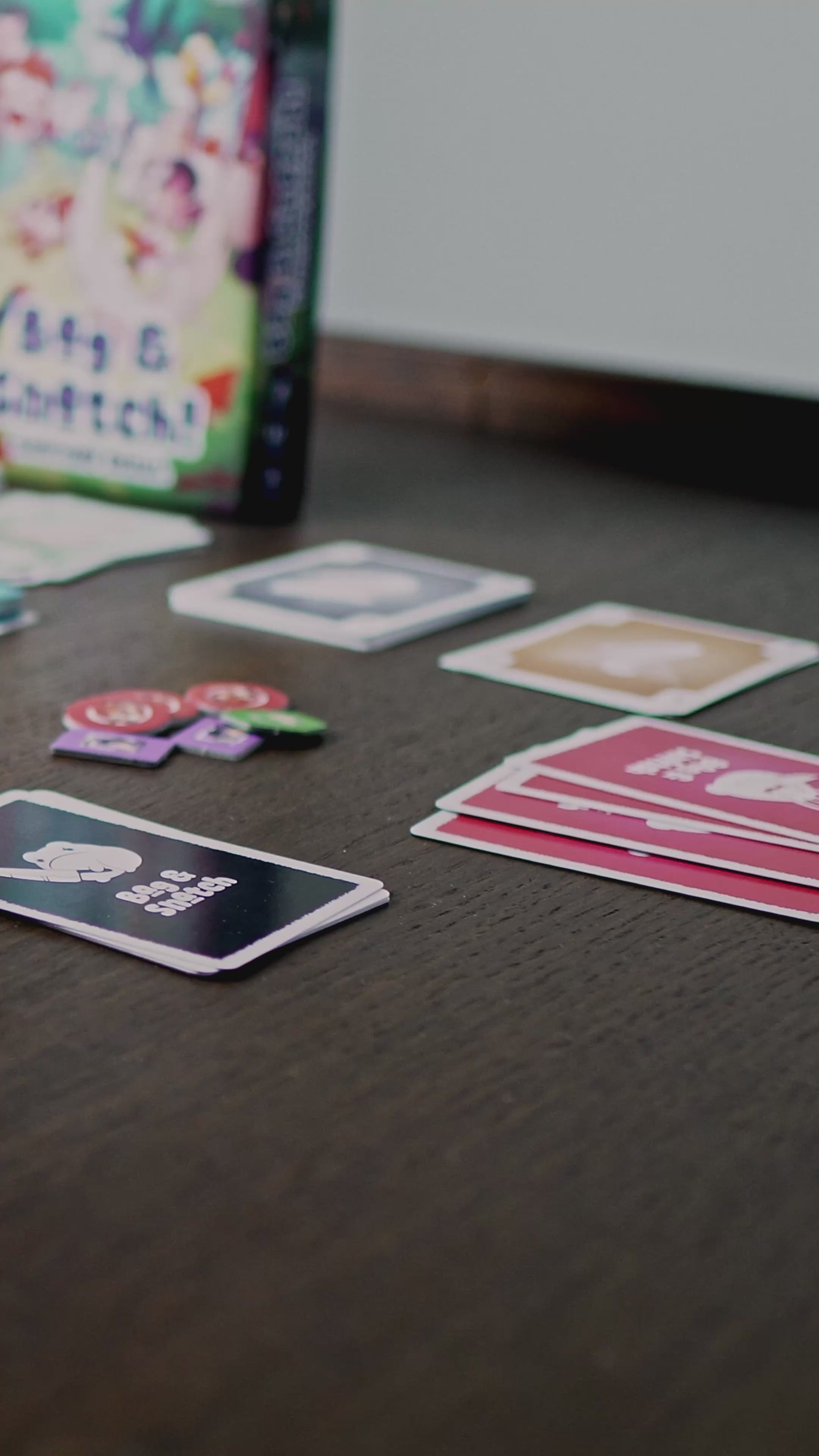 Carica il video: 